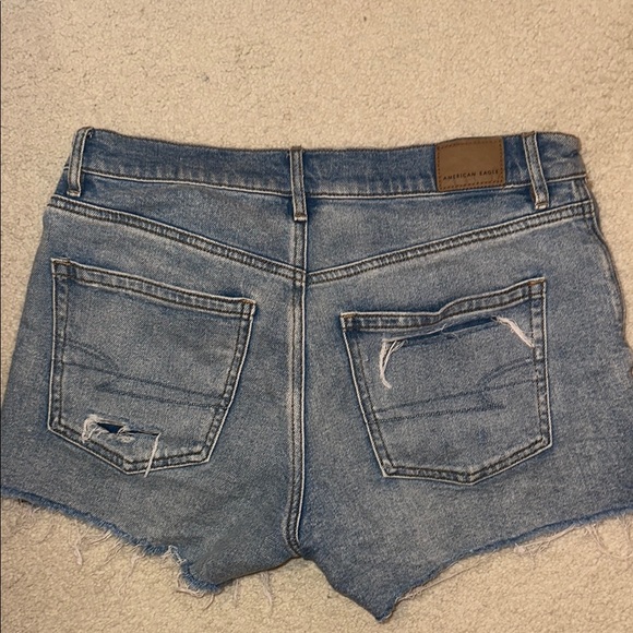 American Eagle Outfitters Blue Distressed Jean Shorts Strigid Next Level Stretch - Picture 3 of 3